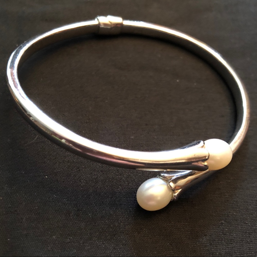 🔴SOLD🔴Alwand Vahan Bangle in Sterling & Pearls - Picture 1 of 6